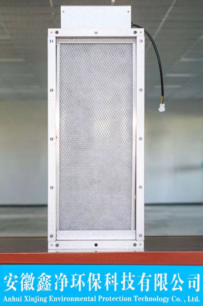 風(fēng)管式微靜電空氣凈化裝置(圖1) 風(fēng)管式微靜電空氣凈化裝置(圖1)